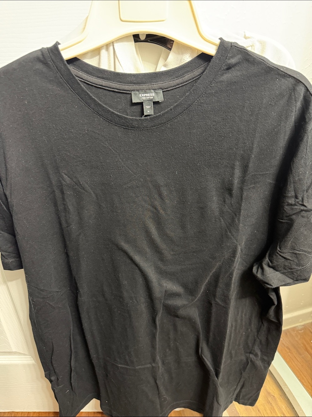 Express Men's Black Crewneck Short Sleeve Tee